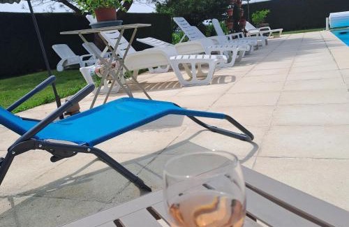 Virazeil Bed & Breakfast | La Garenne