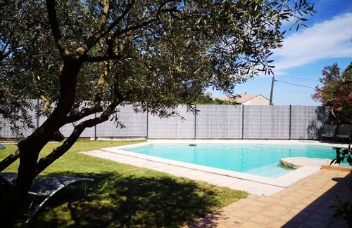 Saint-Victor-la-Coste House | La Garrigue - Maison avec piscine 20min d'Avignon