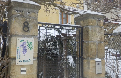 Auvers-sur-Oise Apartment | "la Glycine" in the footsteps of Van Gogh