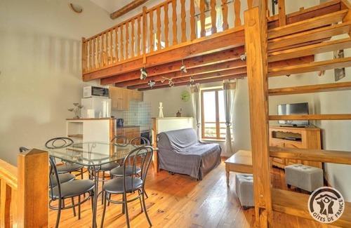 Meaux-la-Montagne House | La Glycine - Meaux-la-montagne