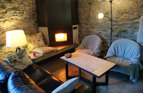 Saint-Aventin House | la grange avec spa