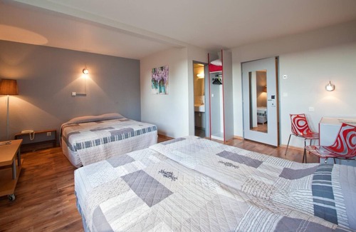 Nitry Hotel | La Grange de Marie
