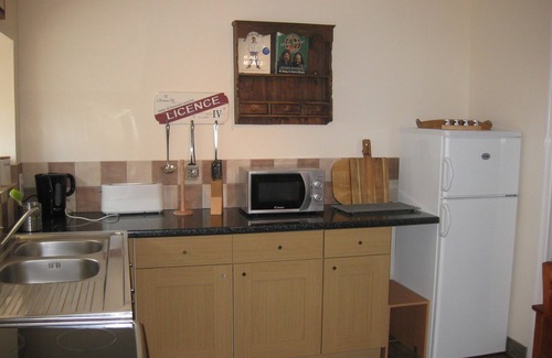 Fresville Cottage | La Grange - one bedroom beautiful country cottage in rural Fresville Normandy