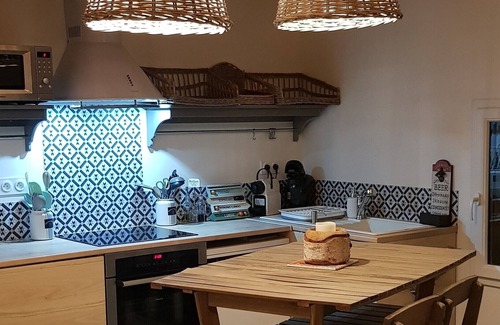 Marcilly-sur-Eure Cottage | La Heaulmière - 4* gîte with spa, air-conditioned, sleeps 10, Normandy, 1h from Paris