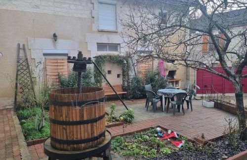 Seugy Apartment | La joie de vivre