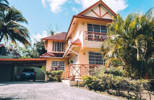 Black Rock Villa | La Jolie - Luxury Ocean View Villa