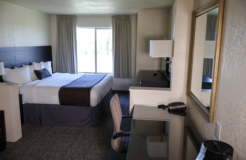 La Junta Hotel | La Junta Inn