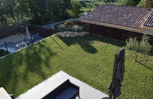 Pierrelongue Villa | LA KALICIA