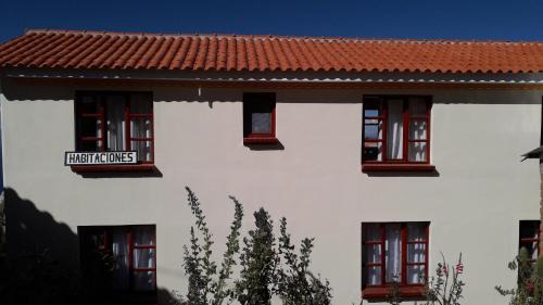Yumani Hotel | LA KANTUTA