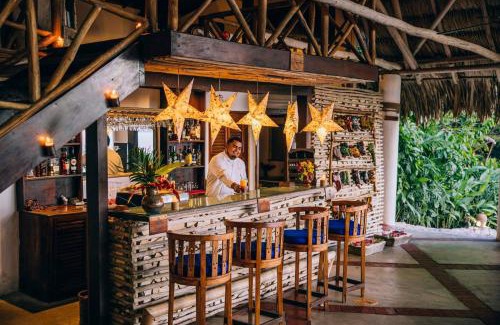 El Remate Cabin | La Lancha by Francis Ford Coppola