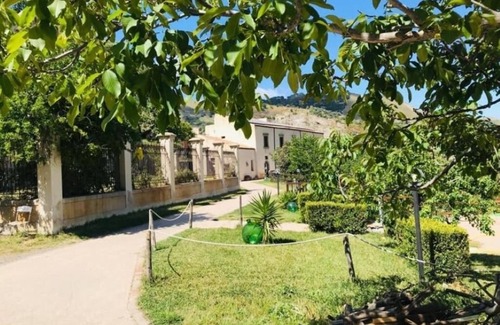 Furci Siculo House | La Locanda degli Amici: Triple Room