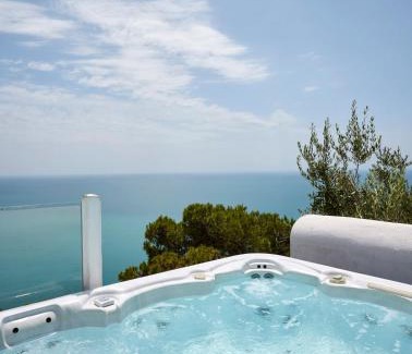 Mattinata Hotel | La Locanda Del Carrubo