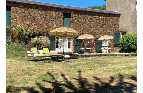 Rignac House | La Longere De Cabanes