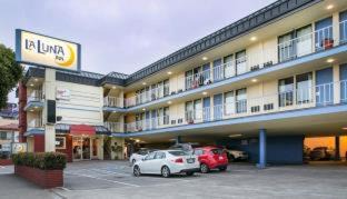 Cow Hollow Hotel | La Luna Inn, an Ascend Collection Hotel