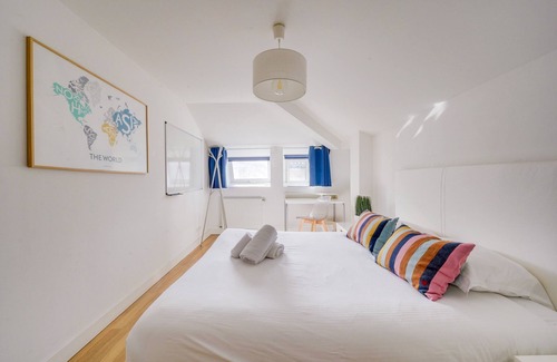 Bordeaux Golden Triangle Apartment | La Mably Family - Apt spacieux