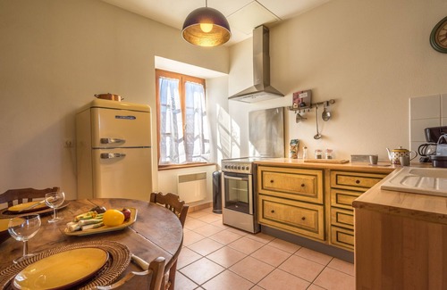 Vallon-Pont-d'Arc House | La Magnanerie 4* charming gîte