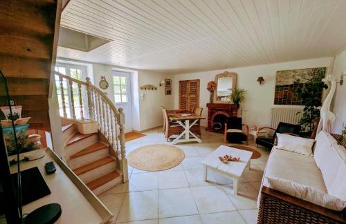 Chaille-sous-les-Ormeaux House | La maison aux petits bonheurs
