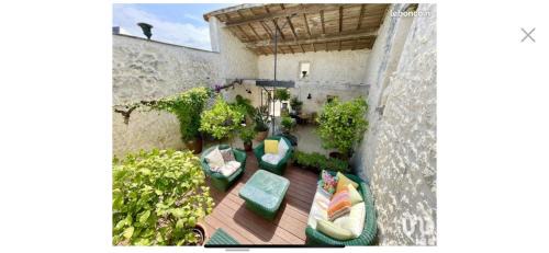 Saint-Yzans-de-Medoc Bed & Breakfast | La Maison Blanche à Saint-Yzans-de-Médoc