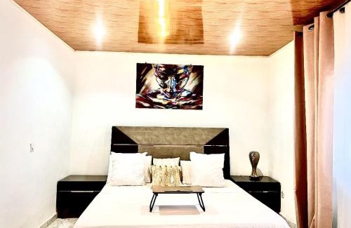 Yaounde Apartment | La Maison Blanche