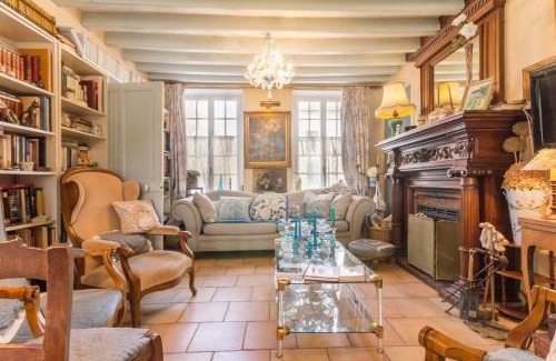Arquian Bed & Breakfast | La maison bleue