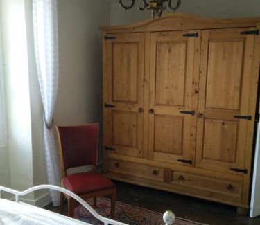 Exideuil House | La Maison Bleue