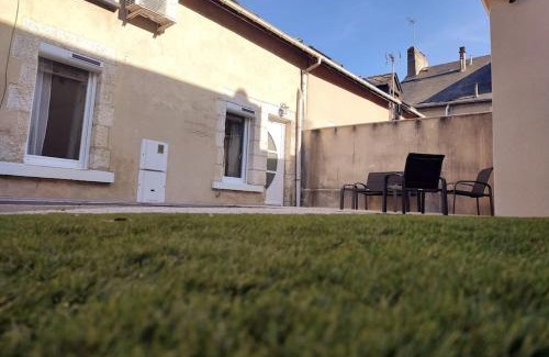 Chateauroux House | La Maison Combanaire
