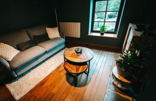 Couvin House | La maison d Aurore loft et spa privatif