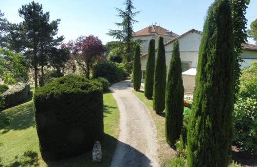 Sainte-Livrade-sur-Lot House | La Maison de Maitre