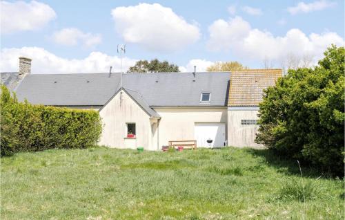 Creances House | La Maison D'ici Et D'ailleurs