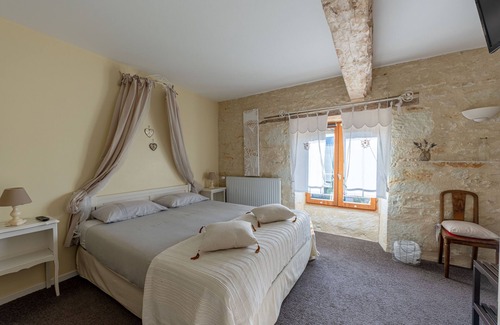 Amberre House | La Maison de Charlotte