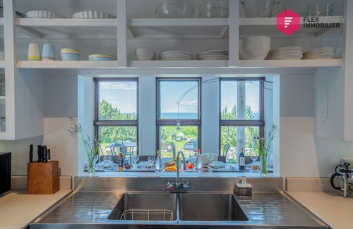 Bonaventure Ski Chalet | La Maison de l'Échouerie on Chaleur Bay Seaside 🏖️