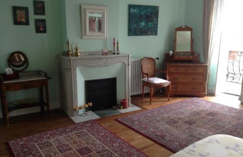 Esperaza Bed & Breakfast | La Maison de la Riviere B&B