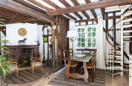 Beauvais Apartment | La maison de Michel