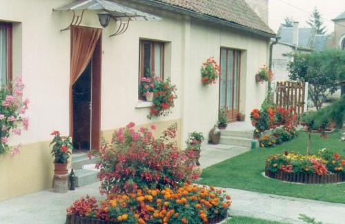 Crouy-Saint-Pierre House | La maison de Pierre et Liliane