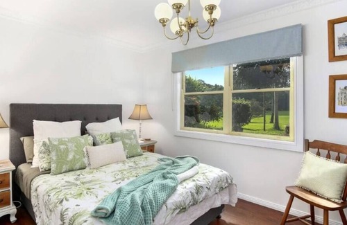 Palmwoods House | La Maison de Vert - Farmhouse