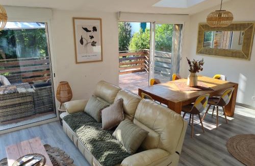 Lons-le-Saunier House | La Maison des 4 moineaux