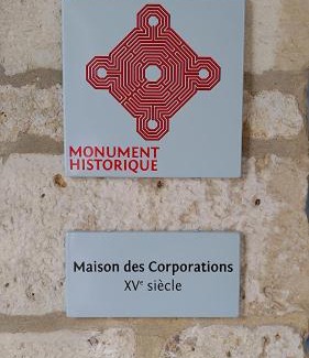 Noyers-sur-Serein Bed & Breakfast | La Maison des Corporations