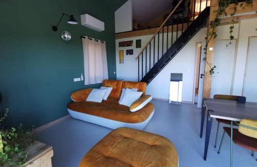 Parnans House | La Maison des Crêtes