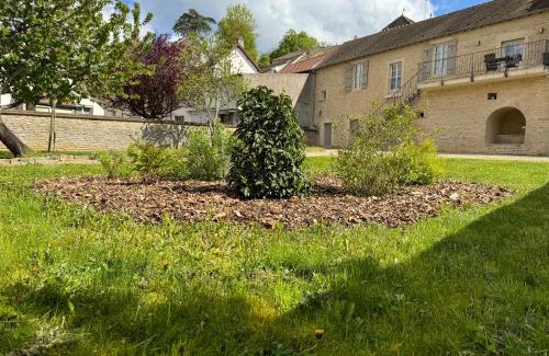 Pernand-Vergelesses House | La Maison des Belles Filles