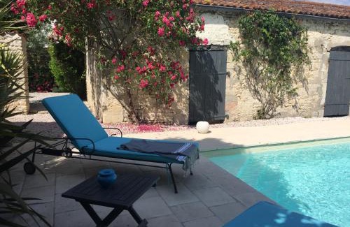 Thaire Bed & Breakfast | La Maison du Baloir