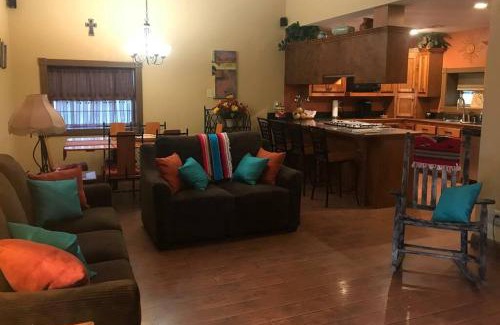 New Iberia House | La Maison du Bayou Petite Anse near Avery Island