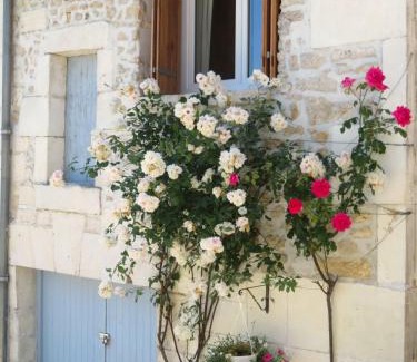 Bourg-Charente House | La Maison du Bonheur
