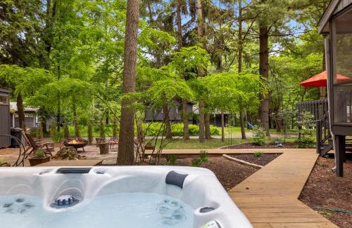 Shorewood-Tower Hills-Harbert House | La Maison du Lac