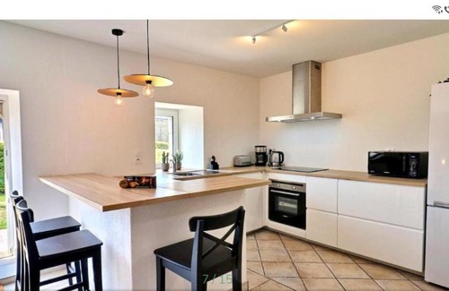 Ploemel House | La maison du village