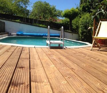 Durban-sur-Arize Bed & Breakfast | La Maison Famille