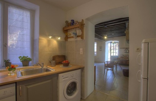 Chanoz-Chatenay House | La Maison Forte - Chanoz-chatenay