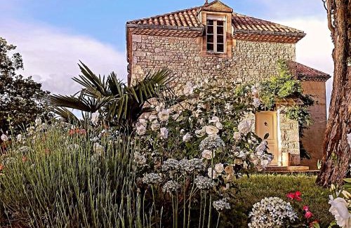 Le Cler Bed & Breakfast | LA MAISON FORTE