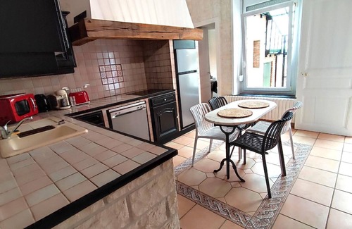 Charleville-Mezieres Apartment | LA MAISON DU VOYAGEUR TOQUÉ