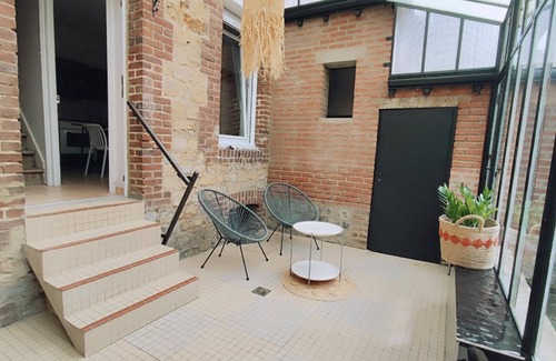 Charleville-Mezieres Apartment | LA MAISON DU VOYAGEUR TOQUÉ