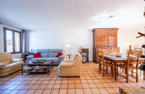 Albens Apartment | La Maison Marie Andre